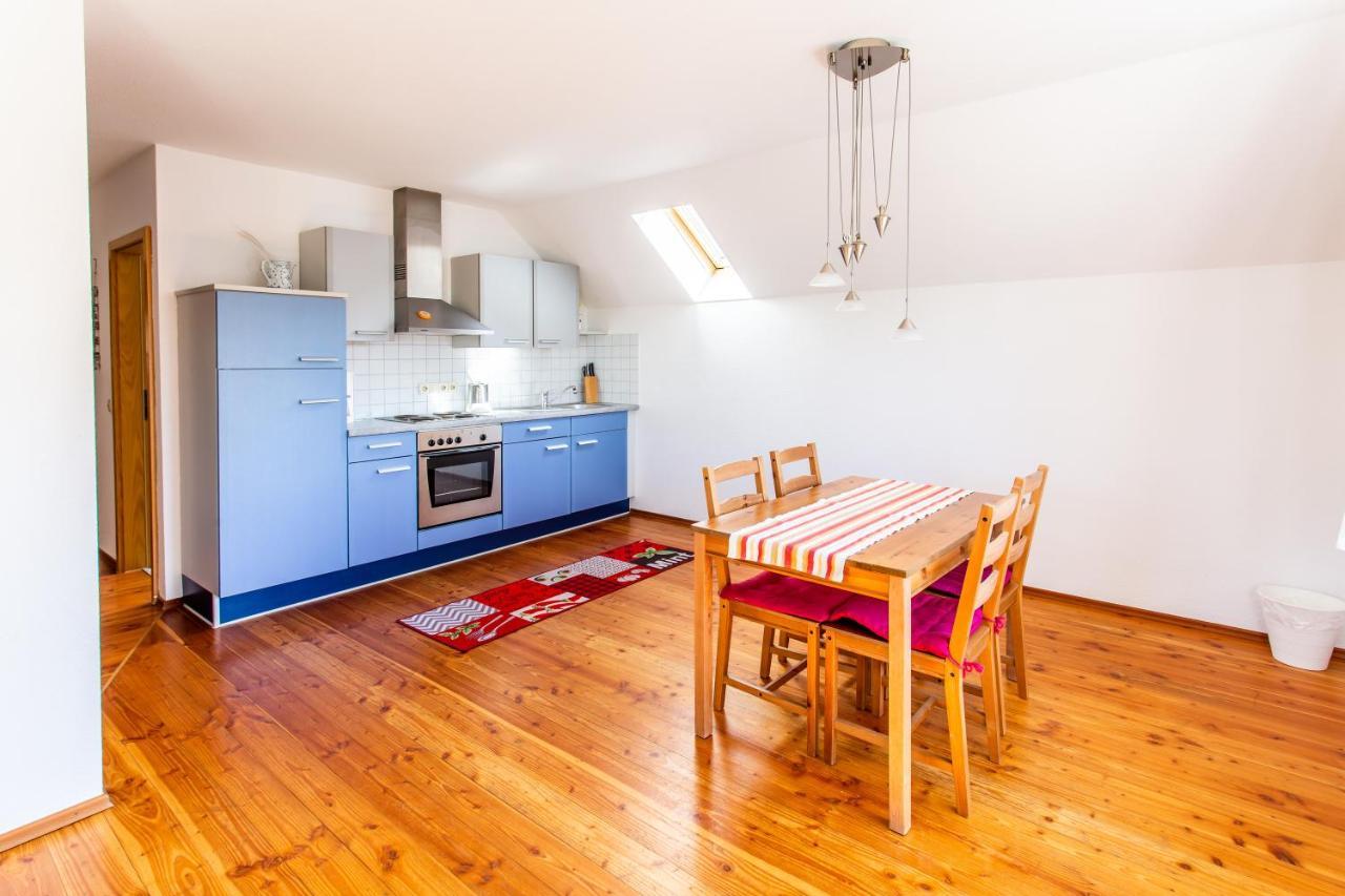 Elstar Apartment *